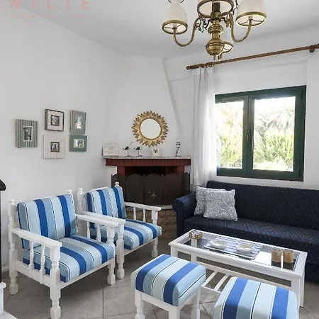 Armonia, Nilie Hospitality Mgmt דירה